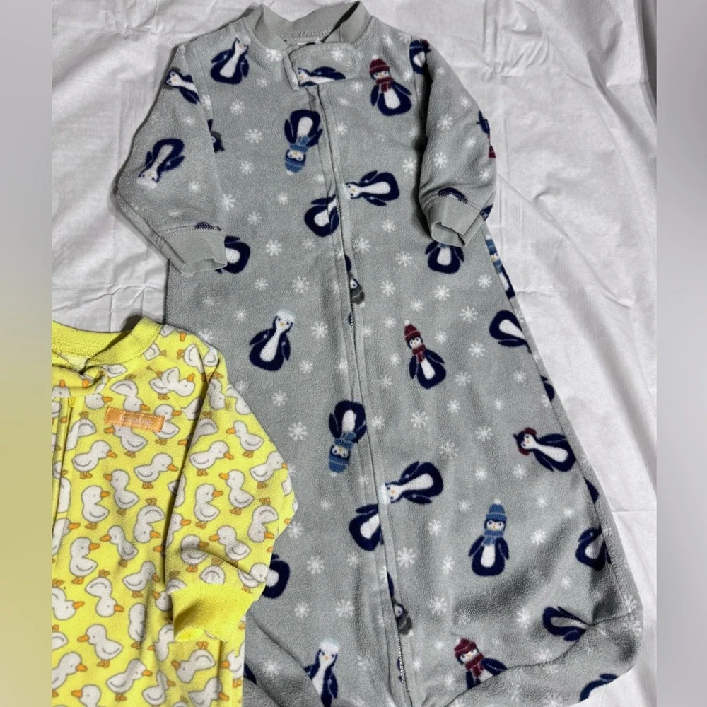 Baby Fleece Sleep Sack Gown Size 0-9 Months Carter’s and Hudson Baby